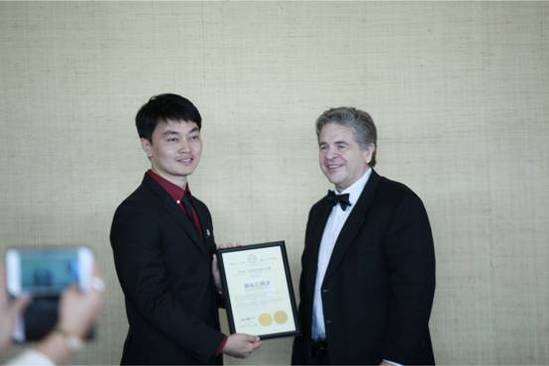 “2016华人榜 ▪ 华奖”联合国揭晓